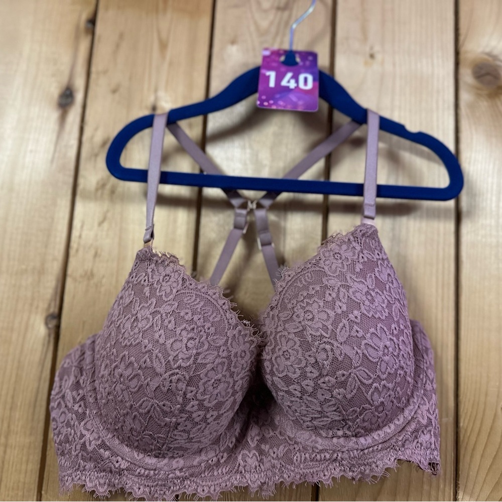 140. Aerie Lace Bra with Underwire Support